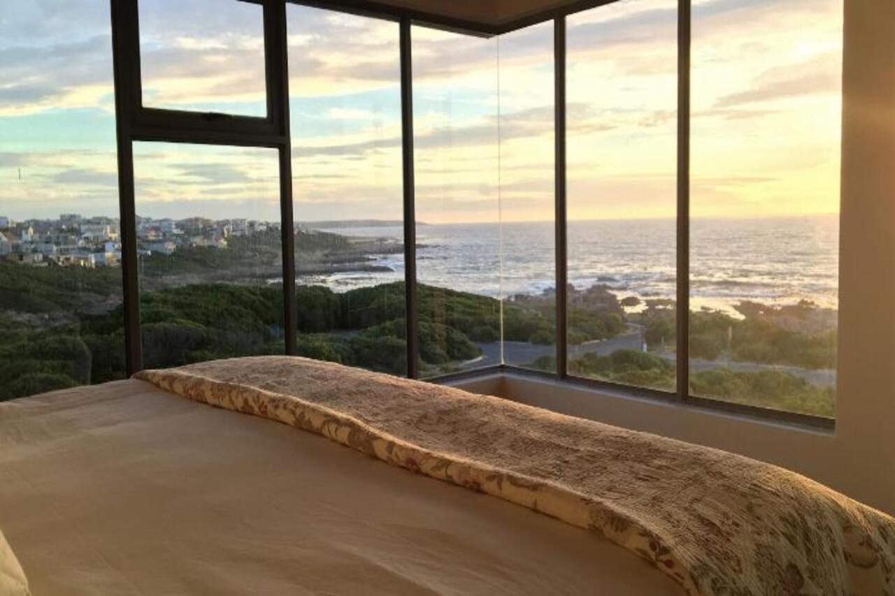 Marine 5 Boutique Hotel Gansbaai Exterior foto