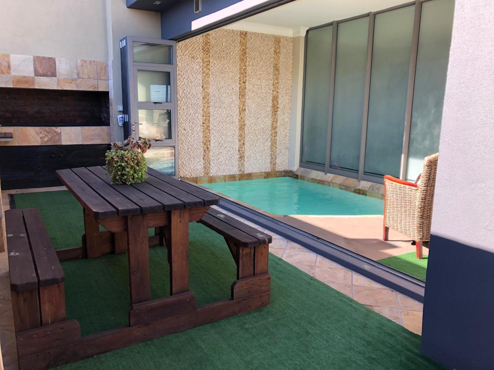 Marine 5 Boutique Hotel Gansbaai Exterior foto