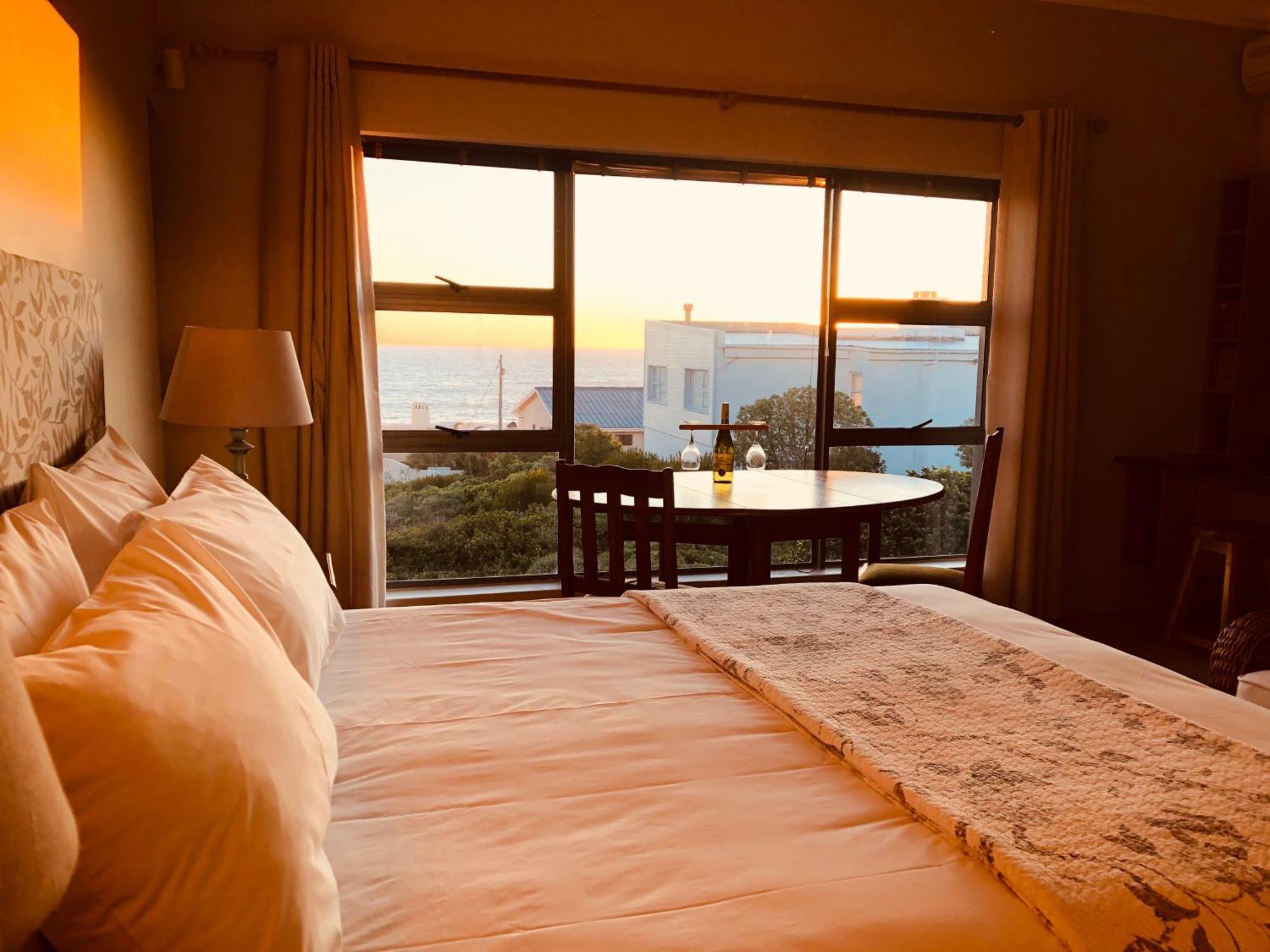 Marine 5 Boutique Hotel Gansbaai Exterior foto