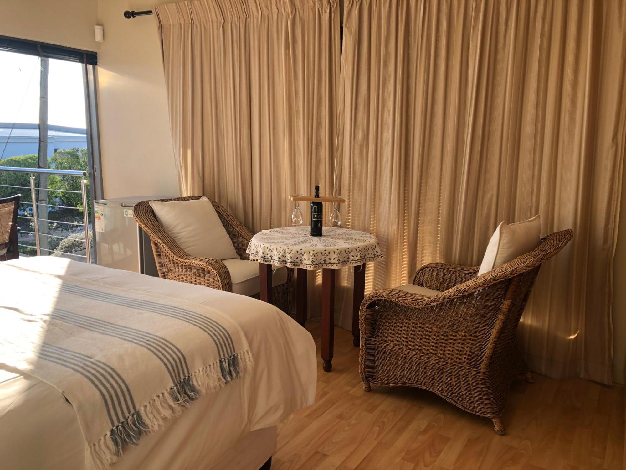 Marine 5 Boutique Hotel Gansbaai Exterior foto