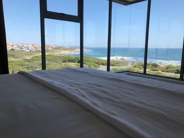 Marine 5 Boutique Hotel Gansbaai Exterior foto